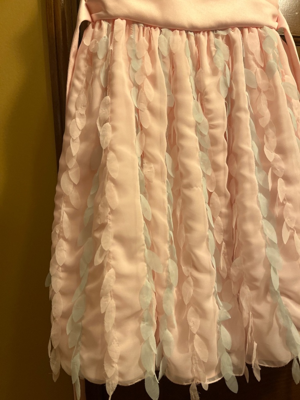 Like New, Adorable, Girls Size 10 Pink/Pale Blue Dress. - Picture 3 of 12